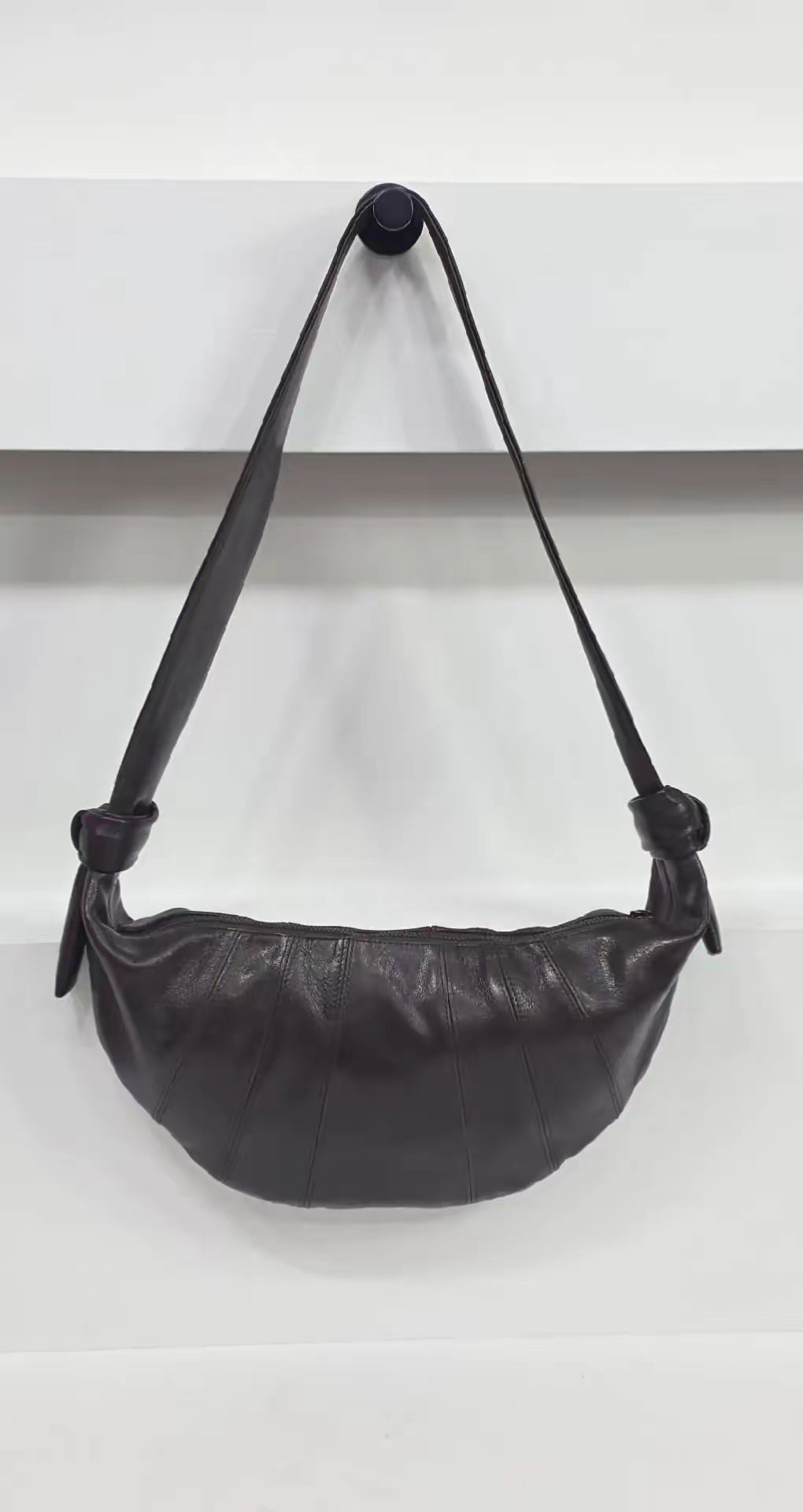 Croissant Medium Dark Brown