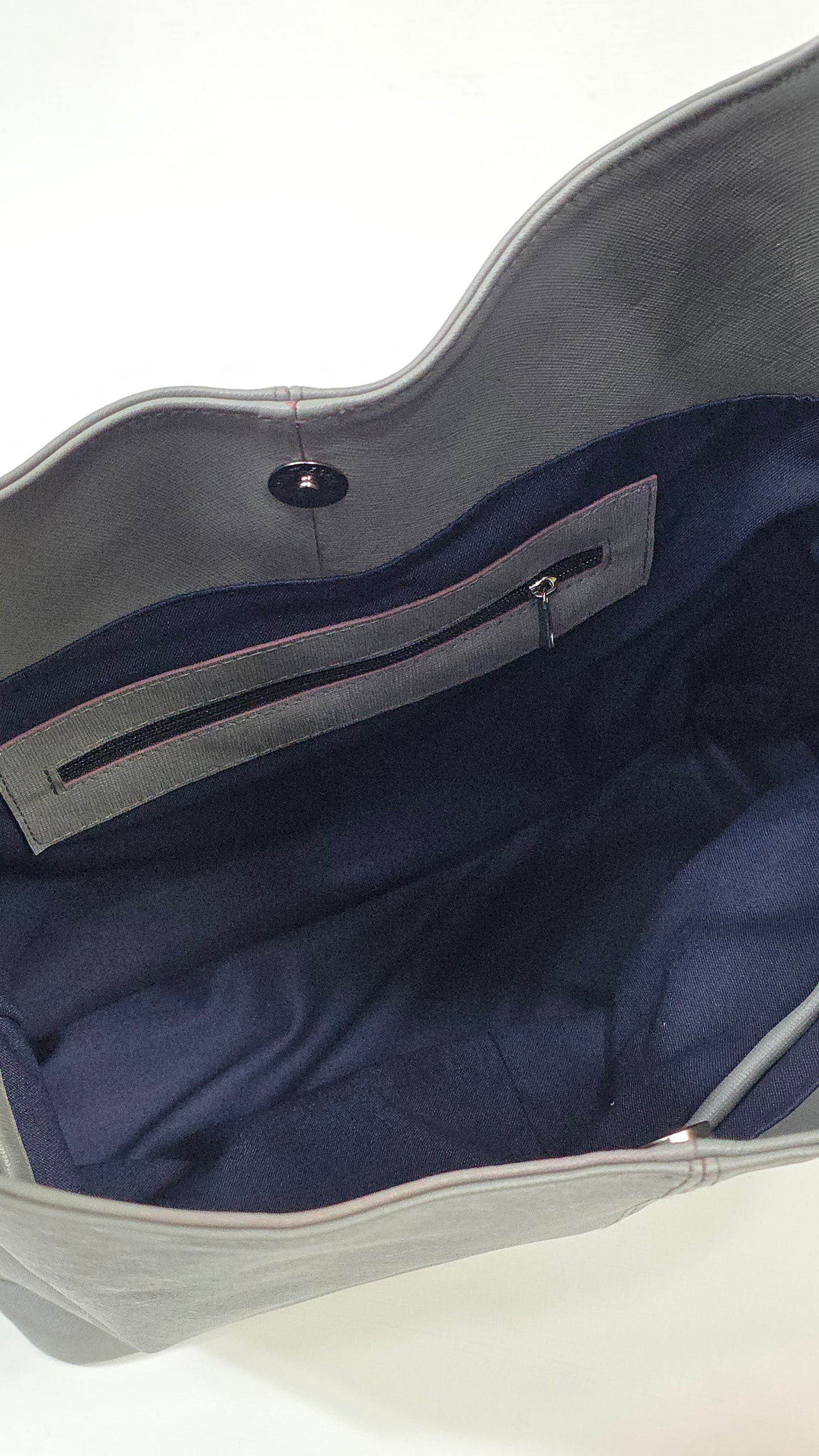 Saffiano Gray Classic