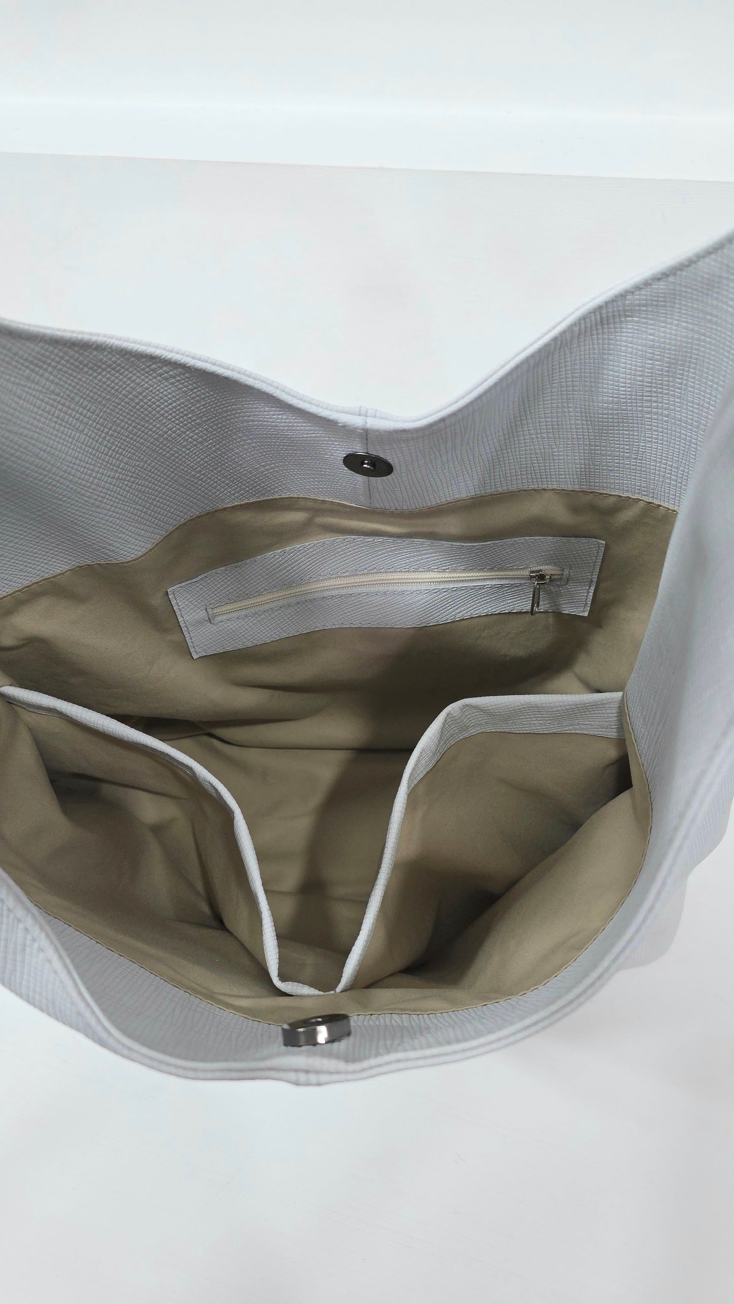 Crossgrain White Classic