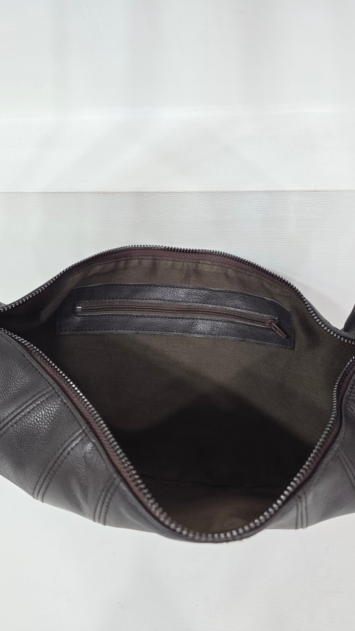 Croissant Medium Smoke Brown