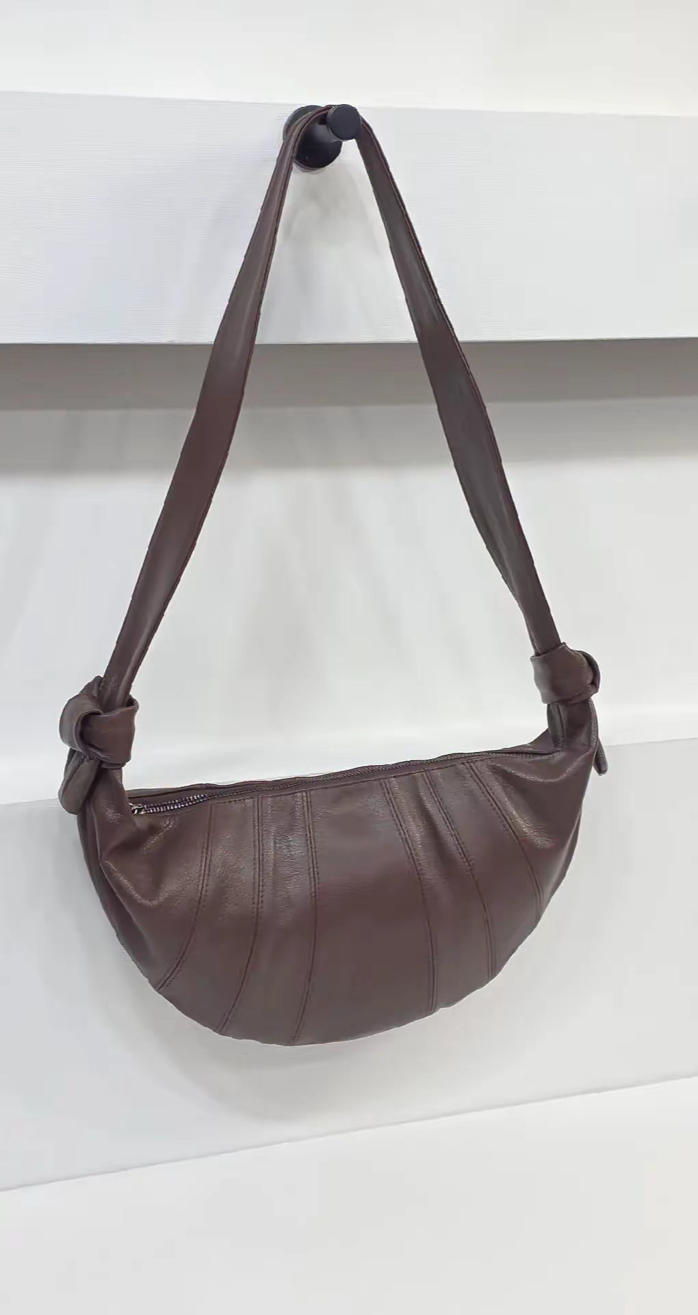 Croissant Medium Brown