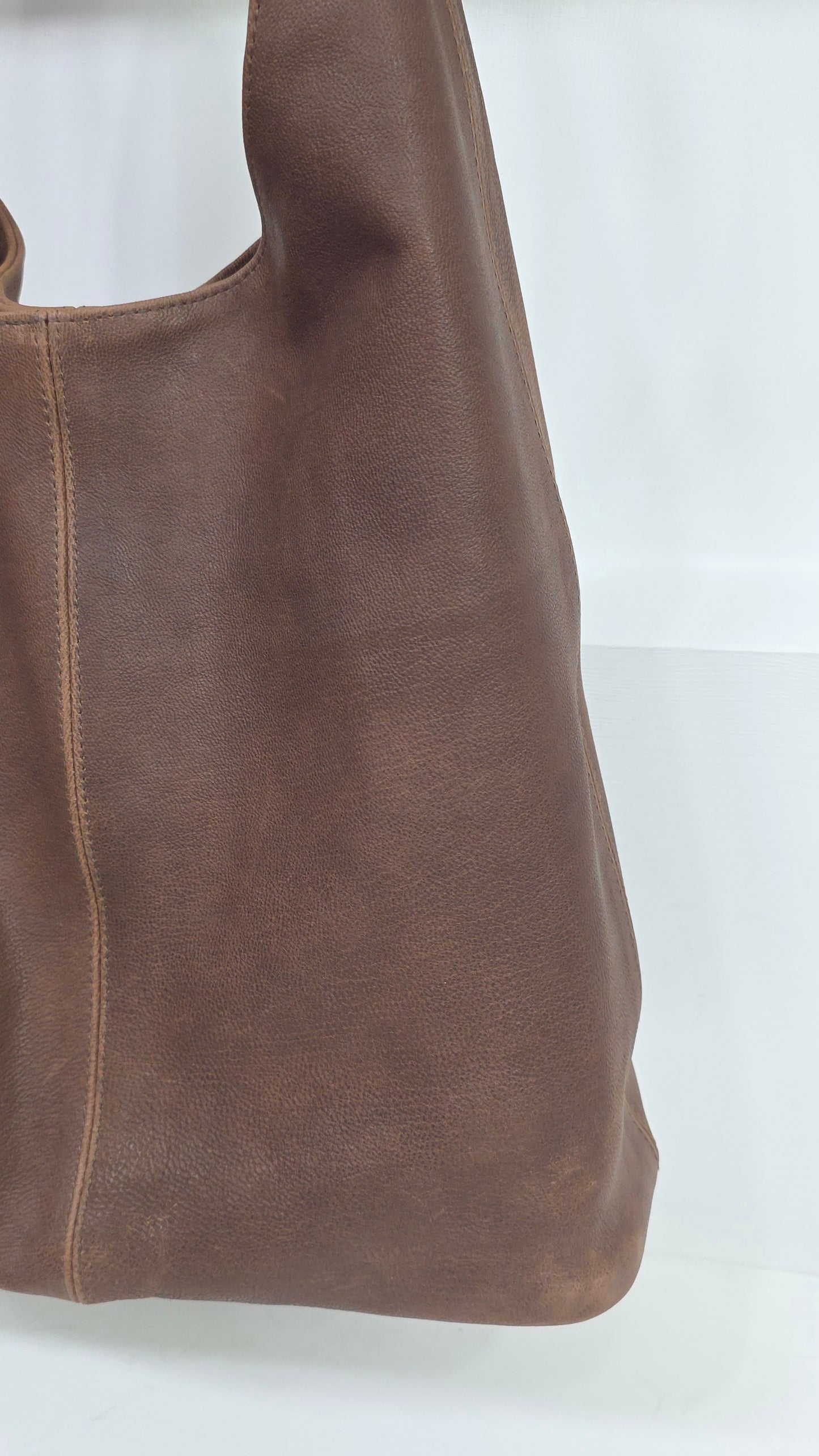 Aged VTG Brown Classic