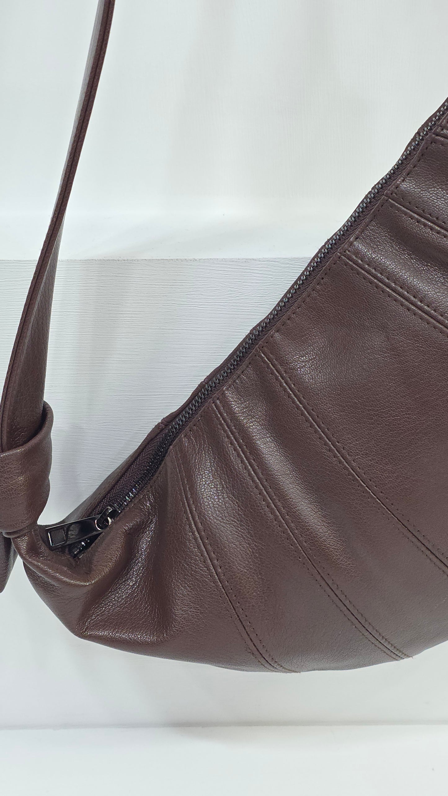 Croissant Medium Brown