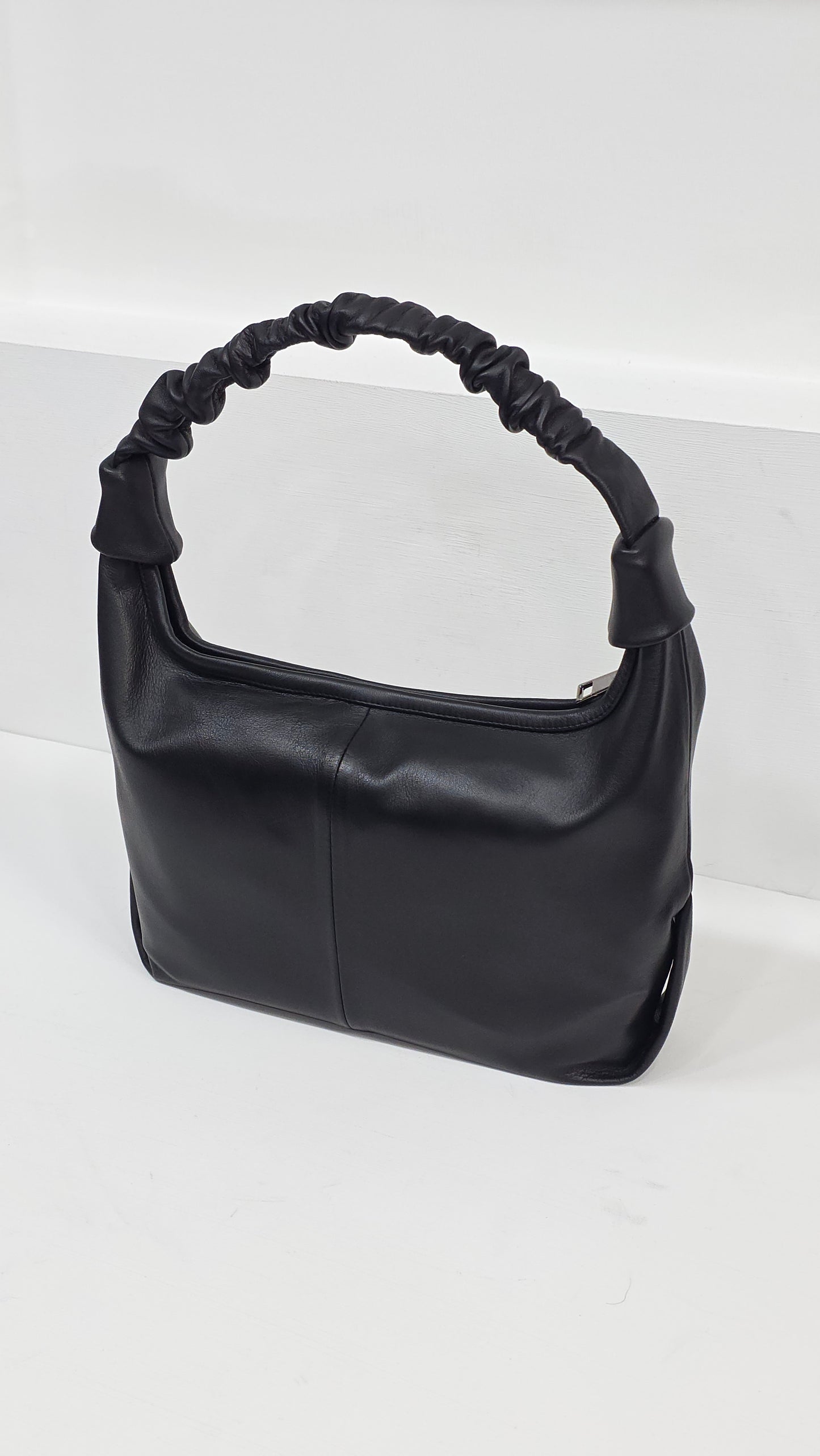 Mini Scrunchie Black