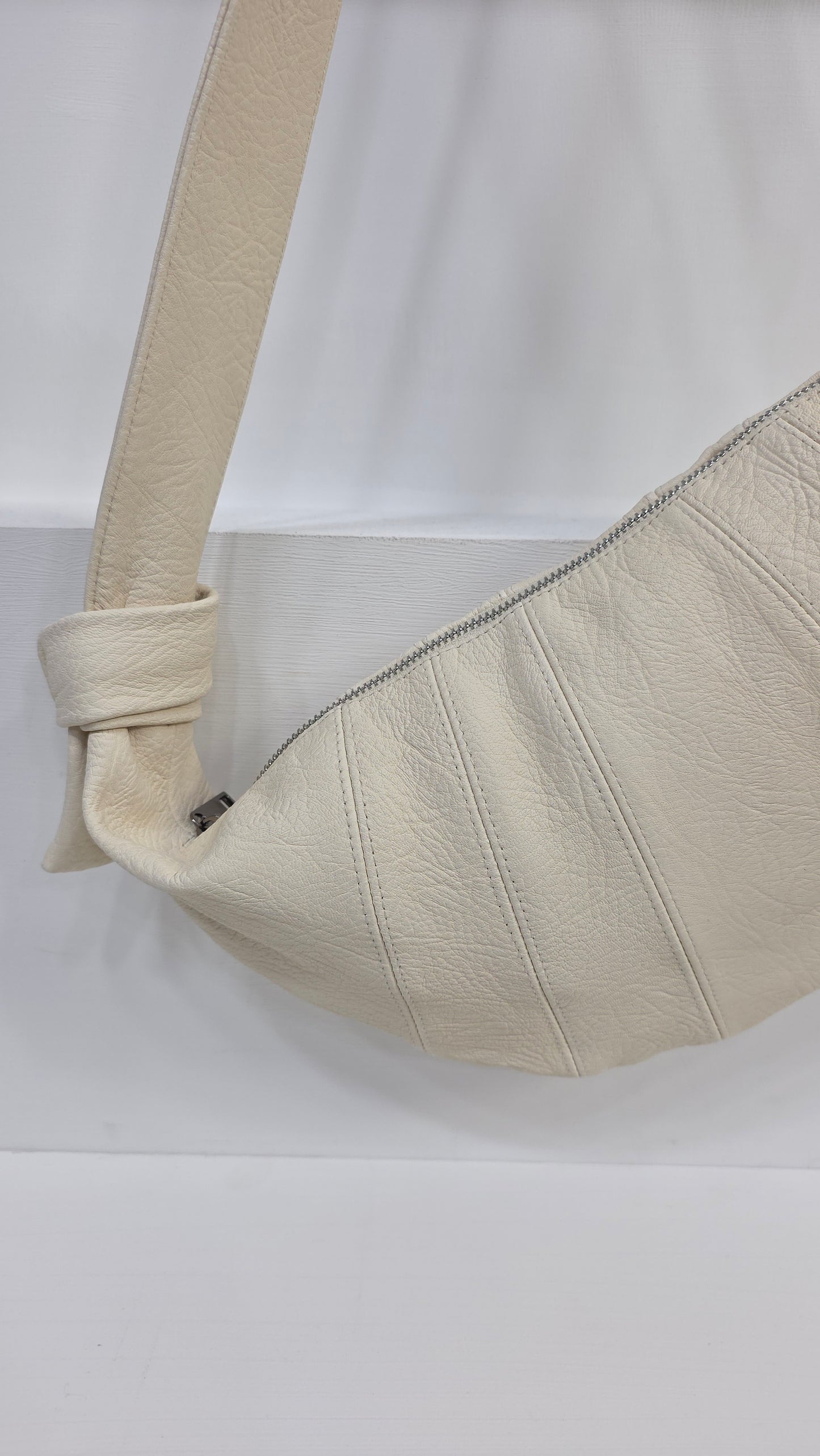 Croissant Medium Cream