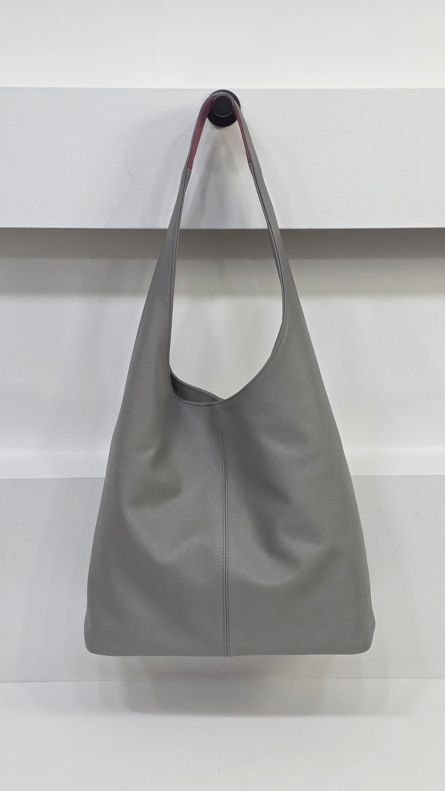 Saffiano Gray Classic