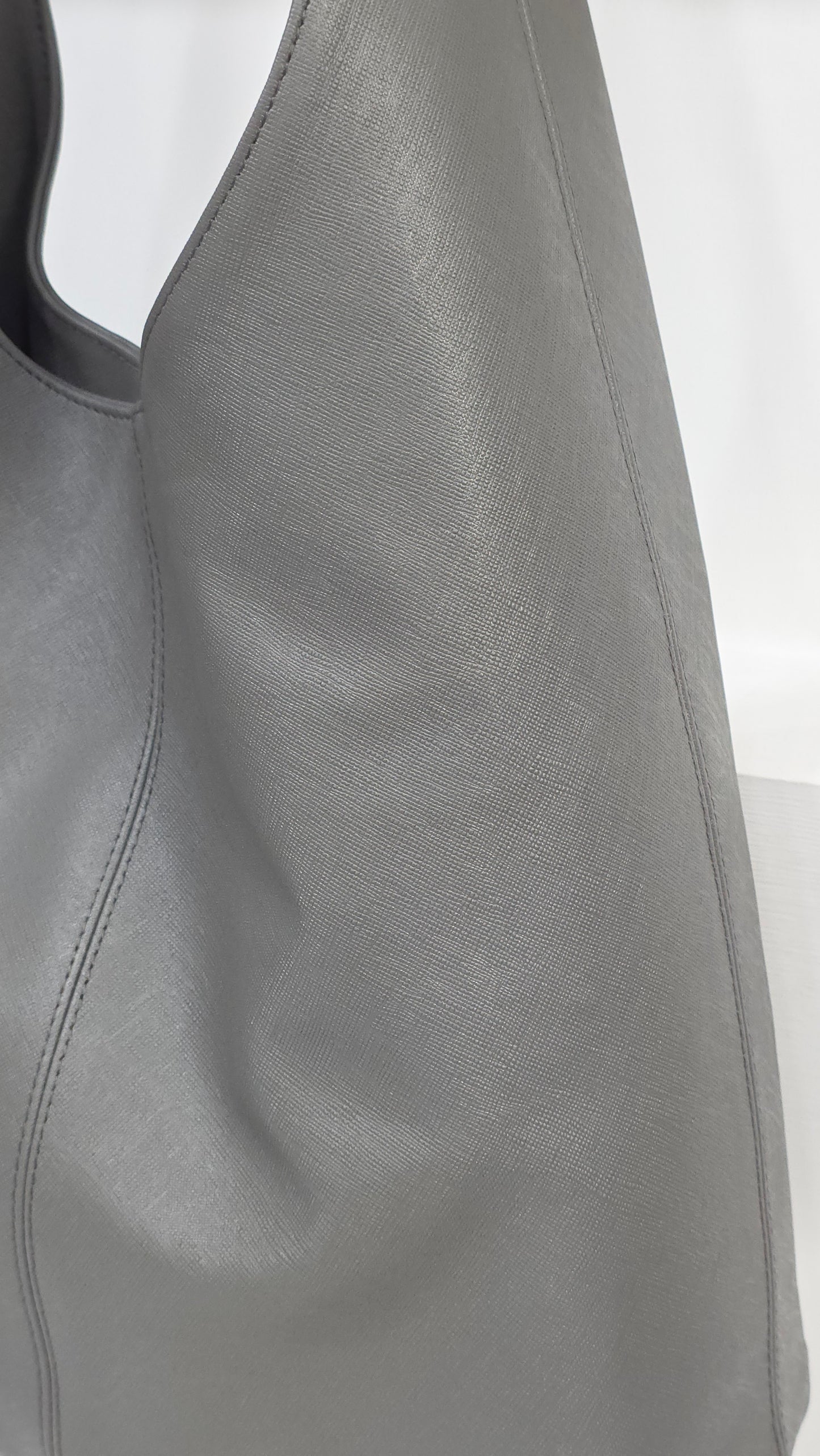 Saffiano Gray Classic