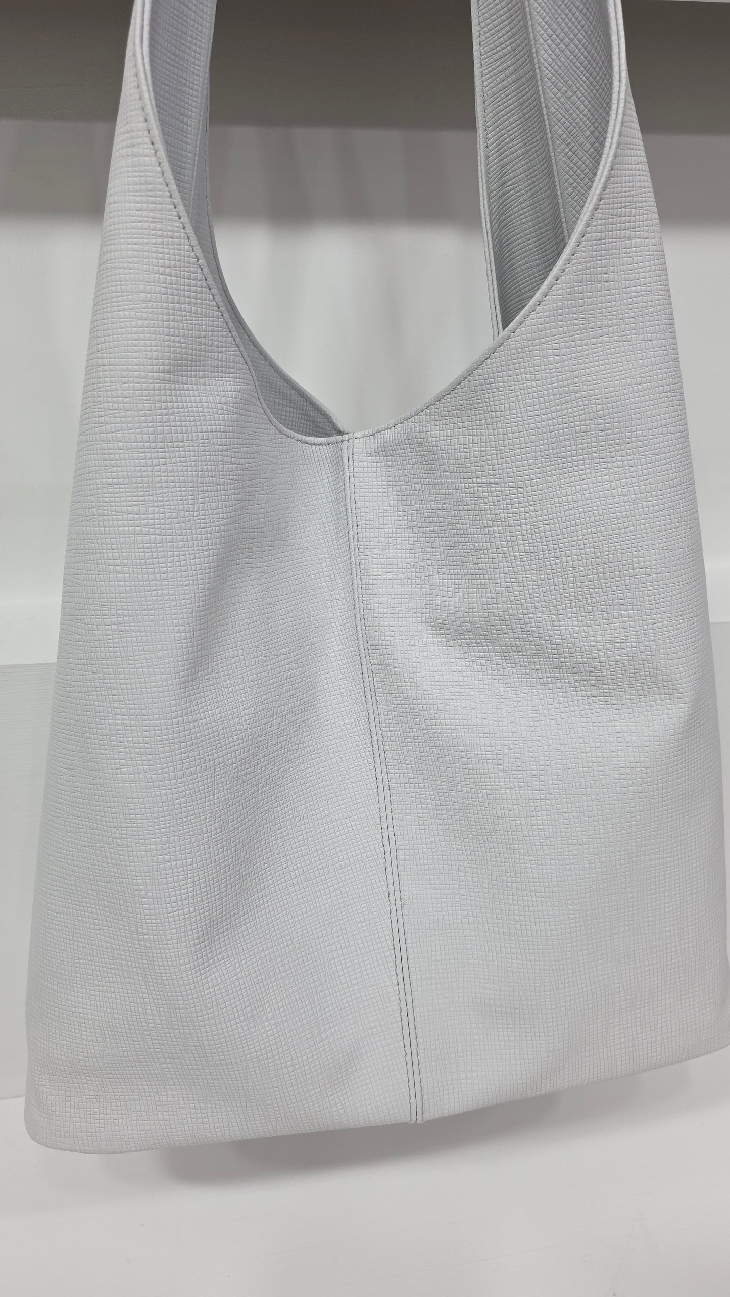 Crossgrain White Classic