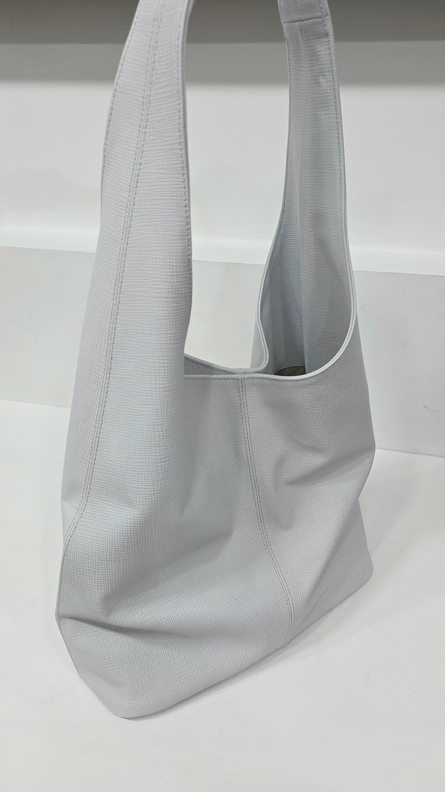 Crossgrain White Classic