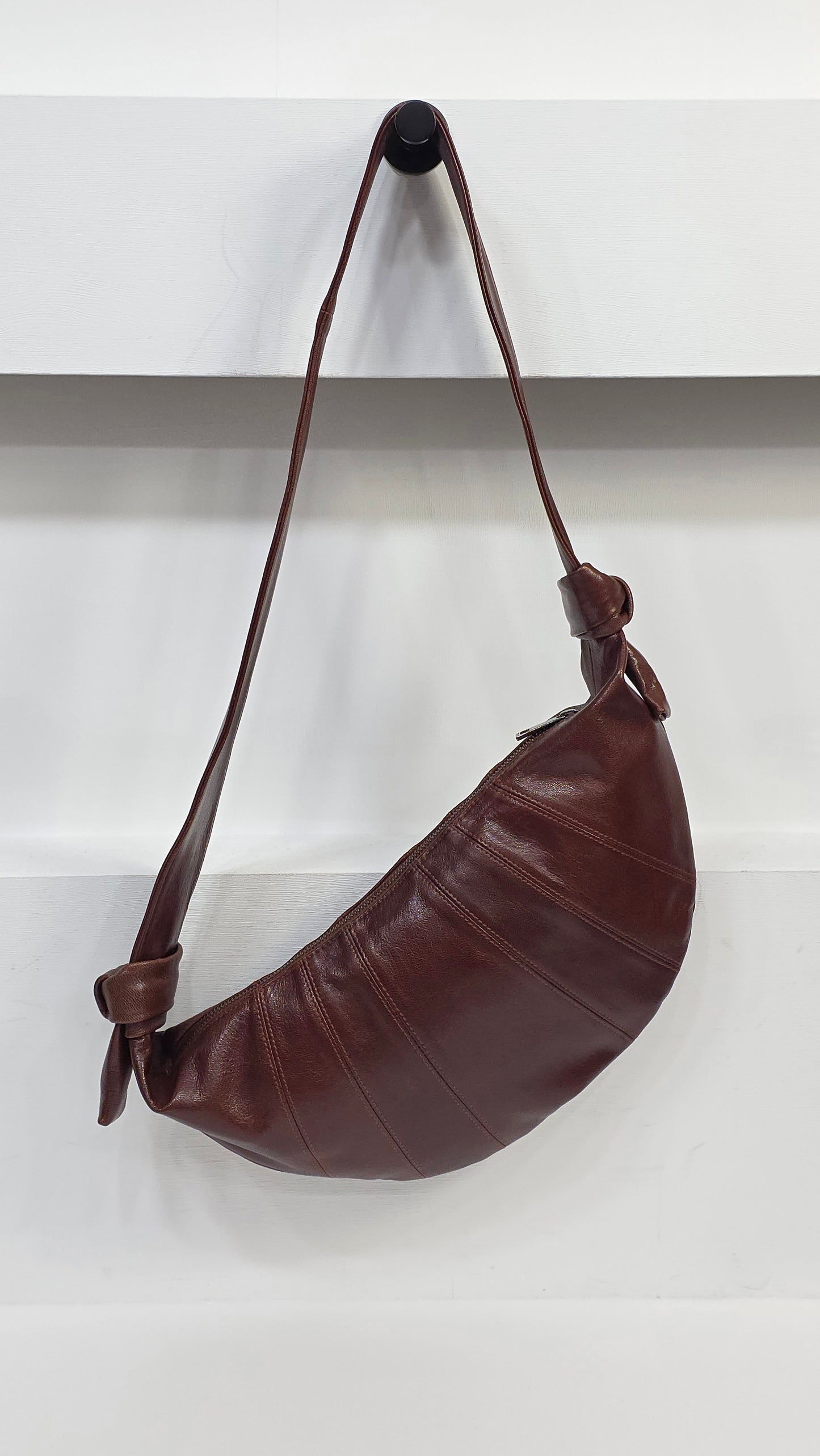 Croissant Medium Aged Umber