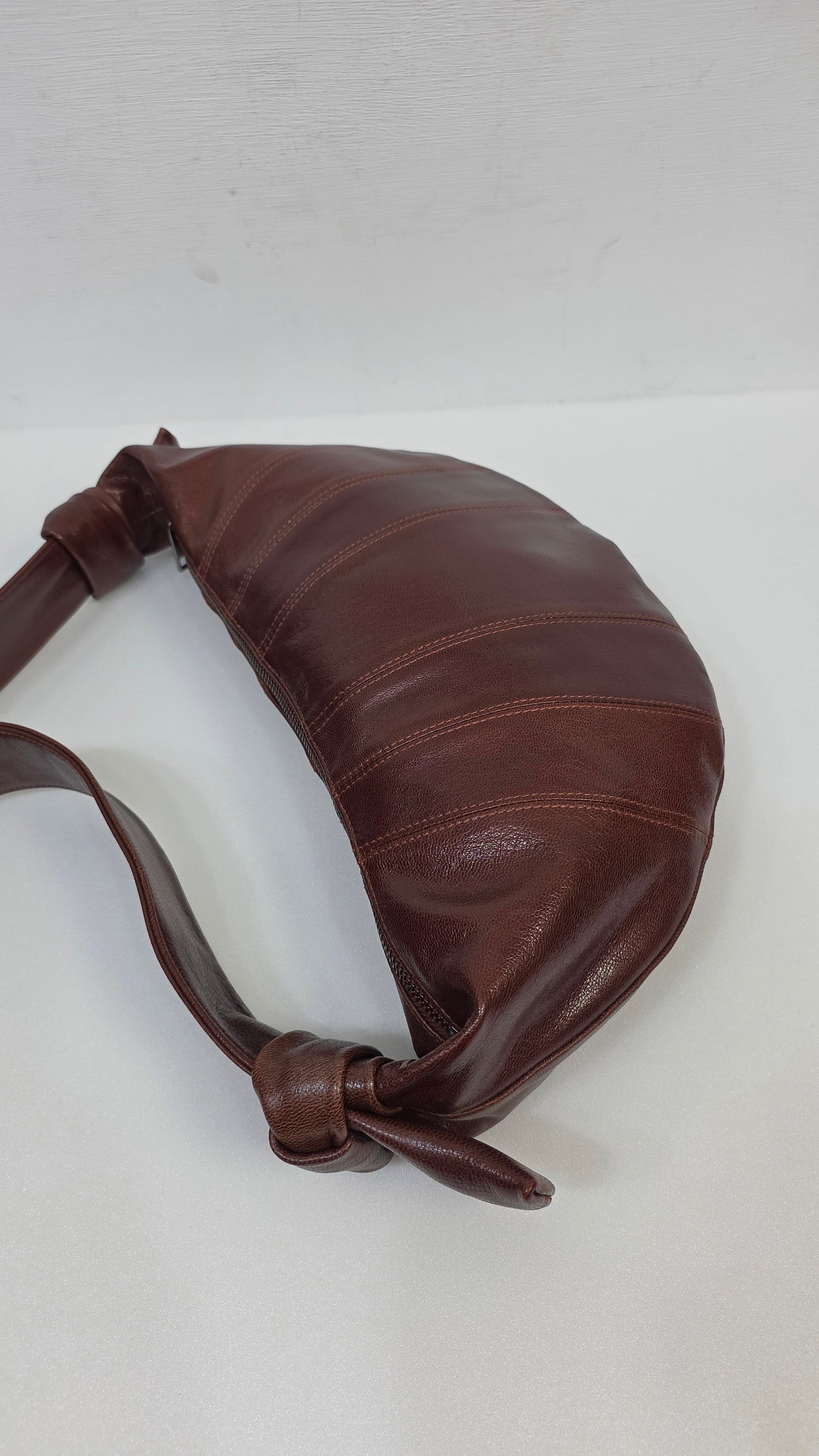 Croissant Medium Aged Umber