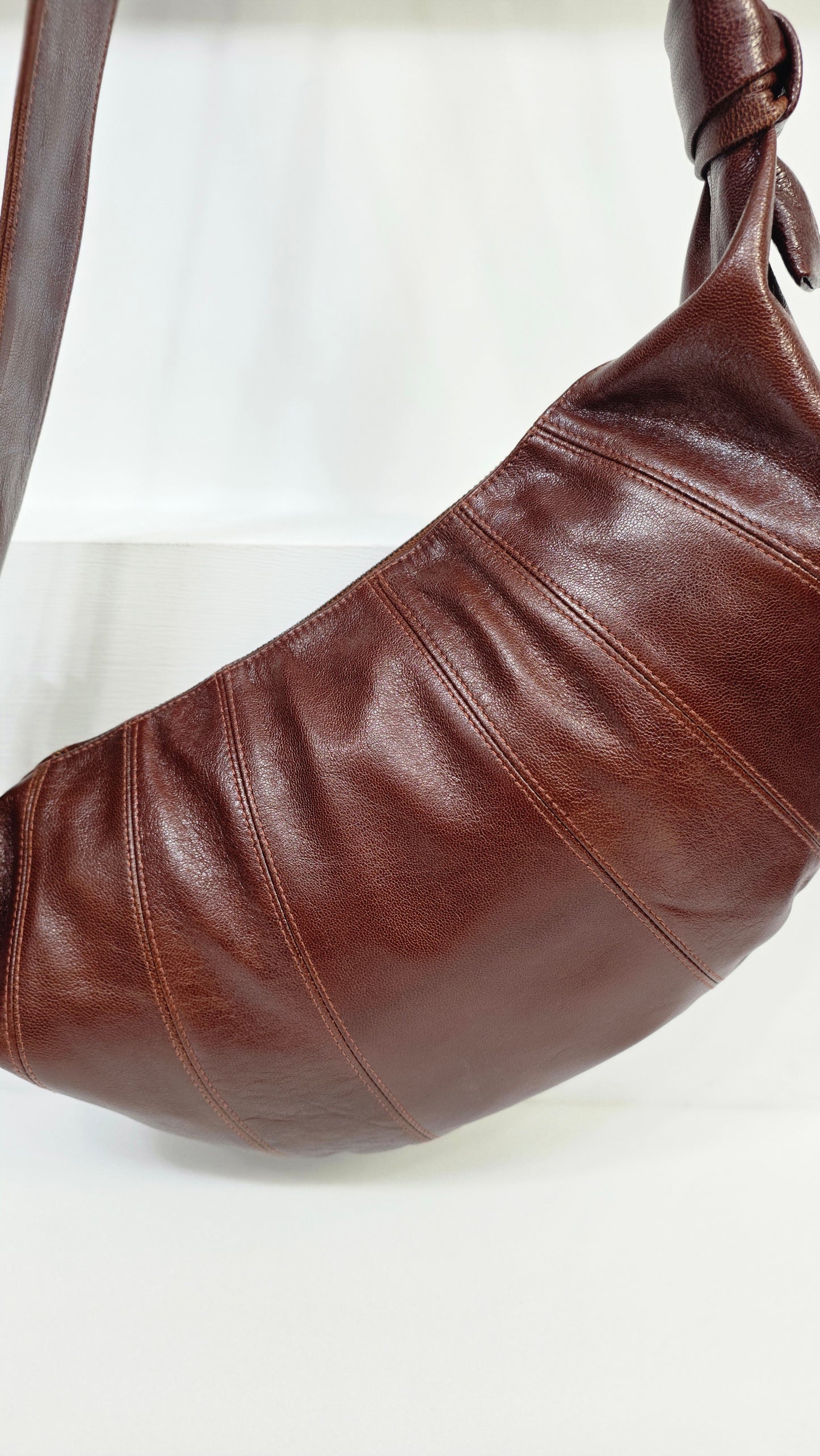 Croissant Large Aged Umber