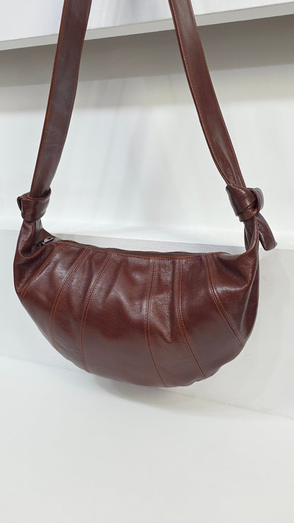 Croissant Large Aged Umber