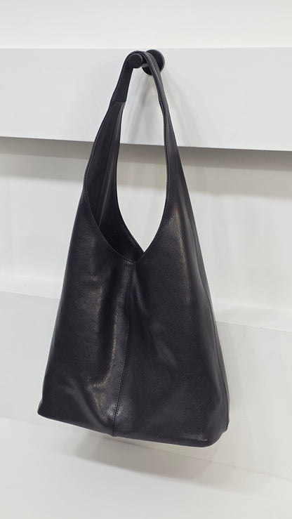 Lush Black Classic