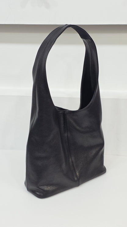 Lush Black Classic