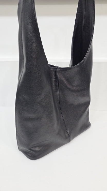 Lush Black Classic