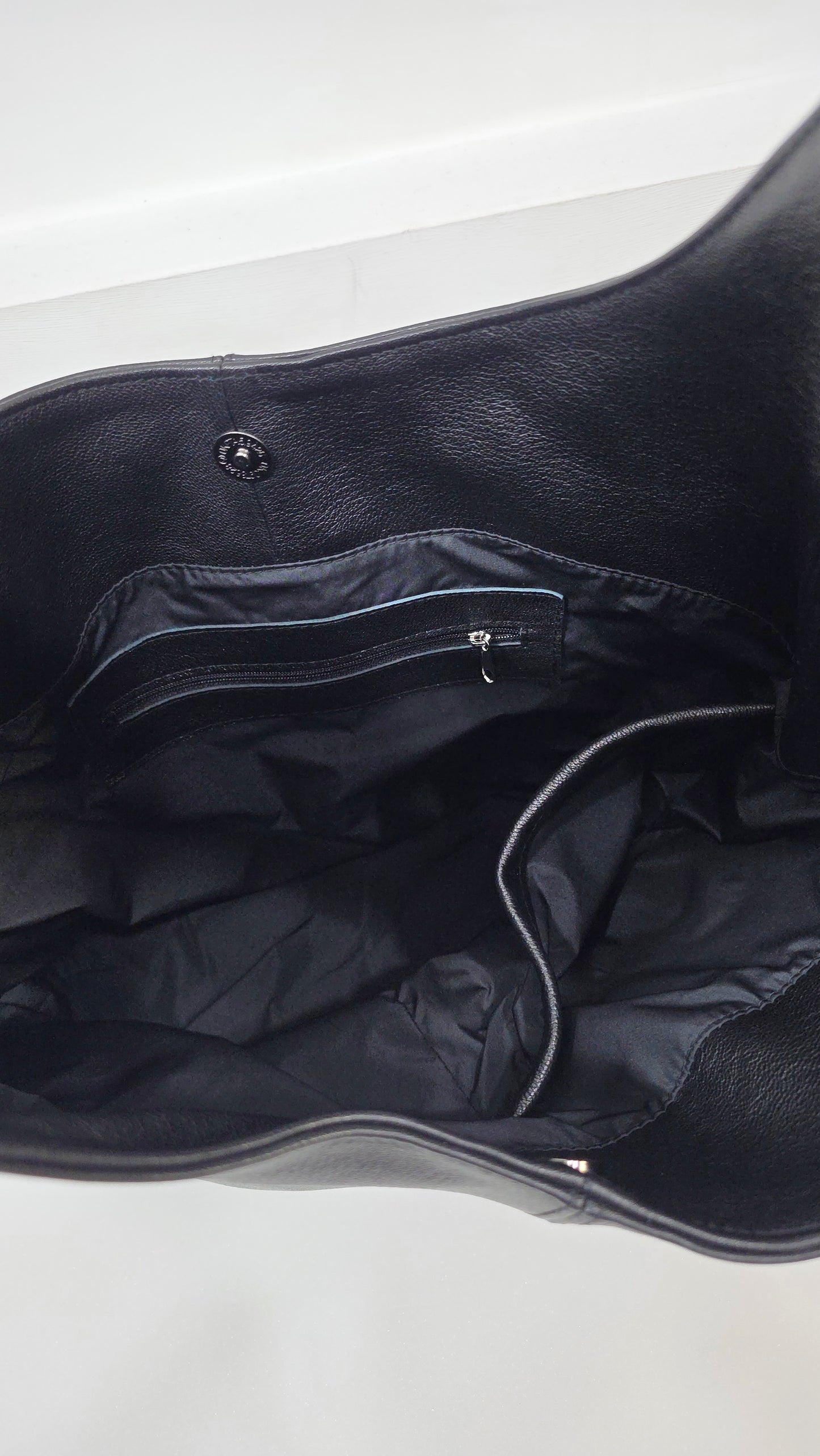 Lush Black Classic