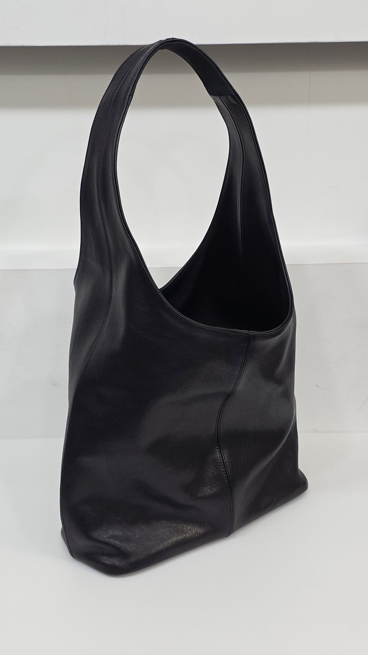 Lush Black Classic