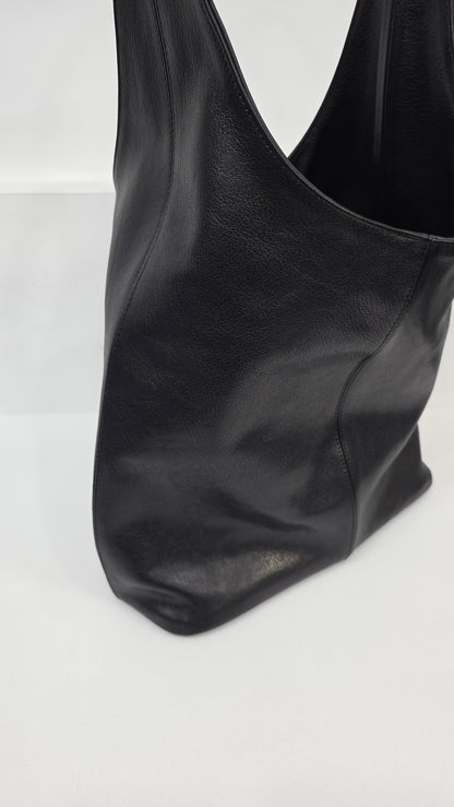 Lush Black Classic