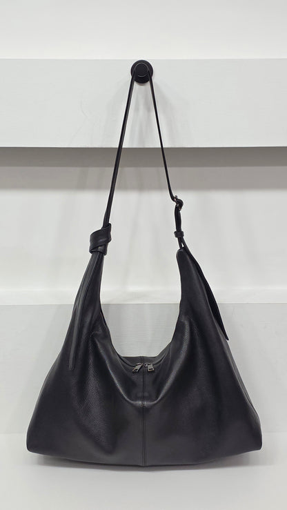 Arc Cross Black