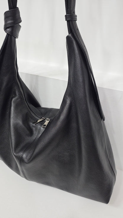 Arc Cross Black