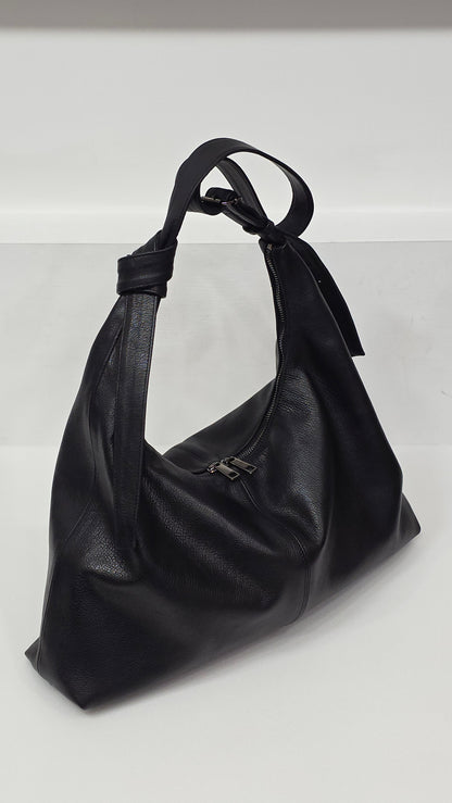 Arc Cross Black