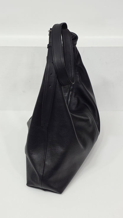 Arc Cross Black