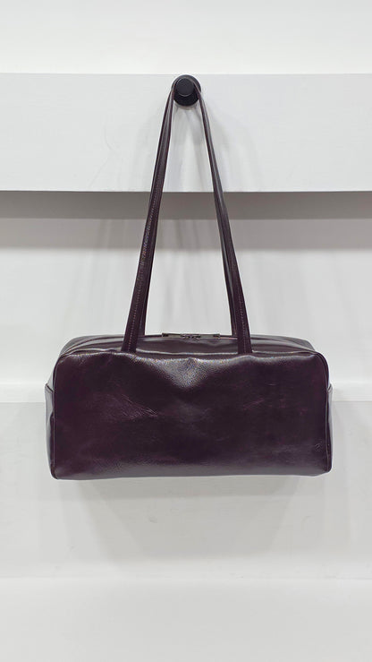 Classic Flat Boston Black Cherry