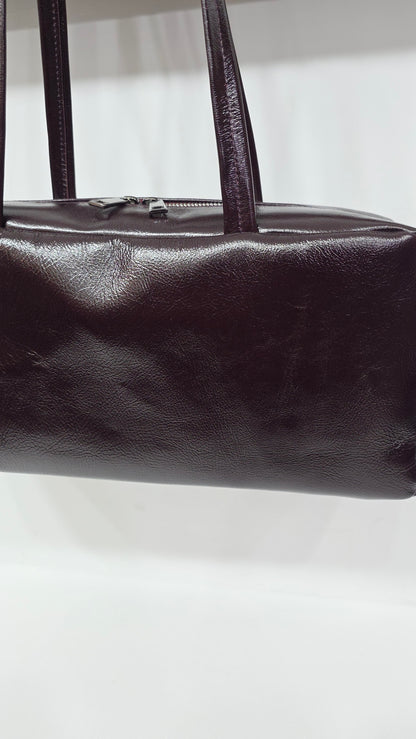 Classic Flat Boston Black Cherry