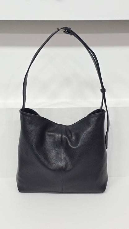 Lisa Hobo Black