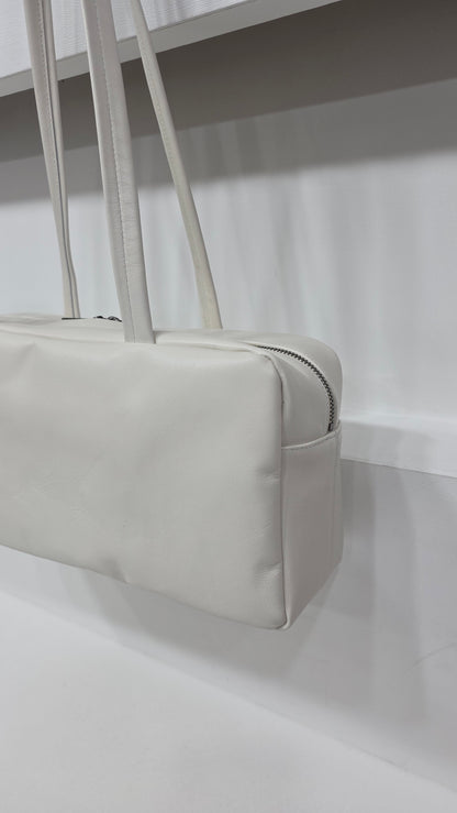 Classic Flat Boston Ivory