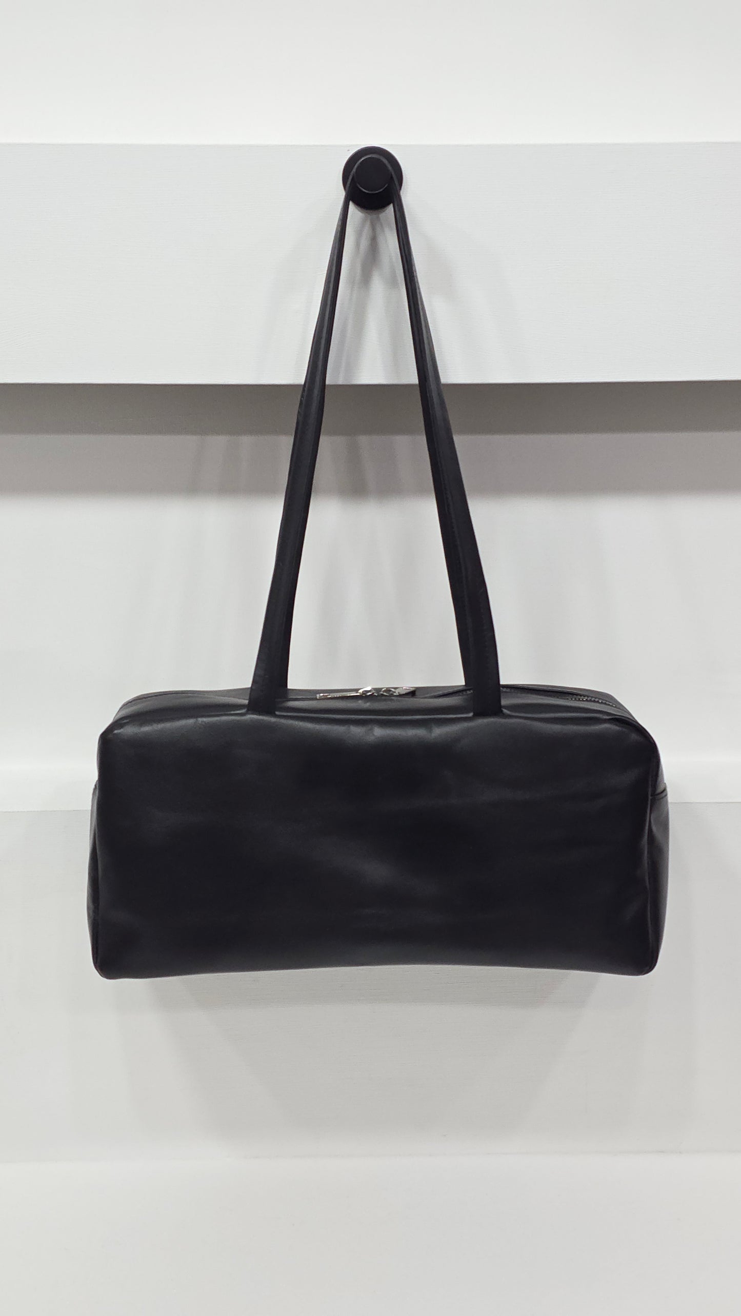 Classic Flat Boston Solid Black