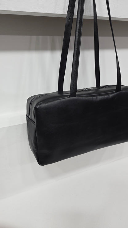 Classic Flat Boston Solid Black