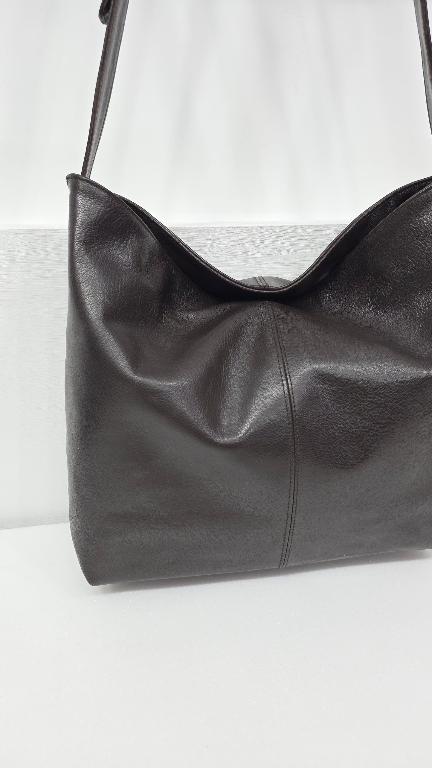 Lisa Hobo Dark Brown