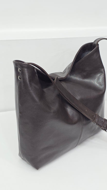 Lisa Hobo Dark Brown
