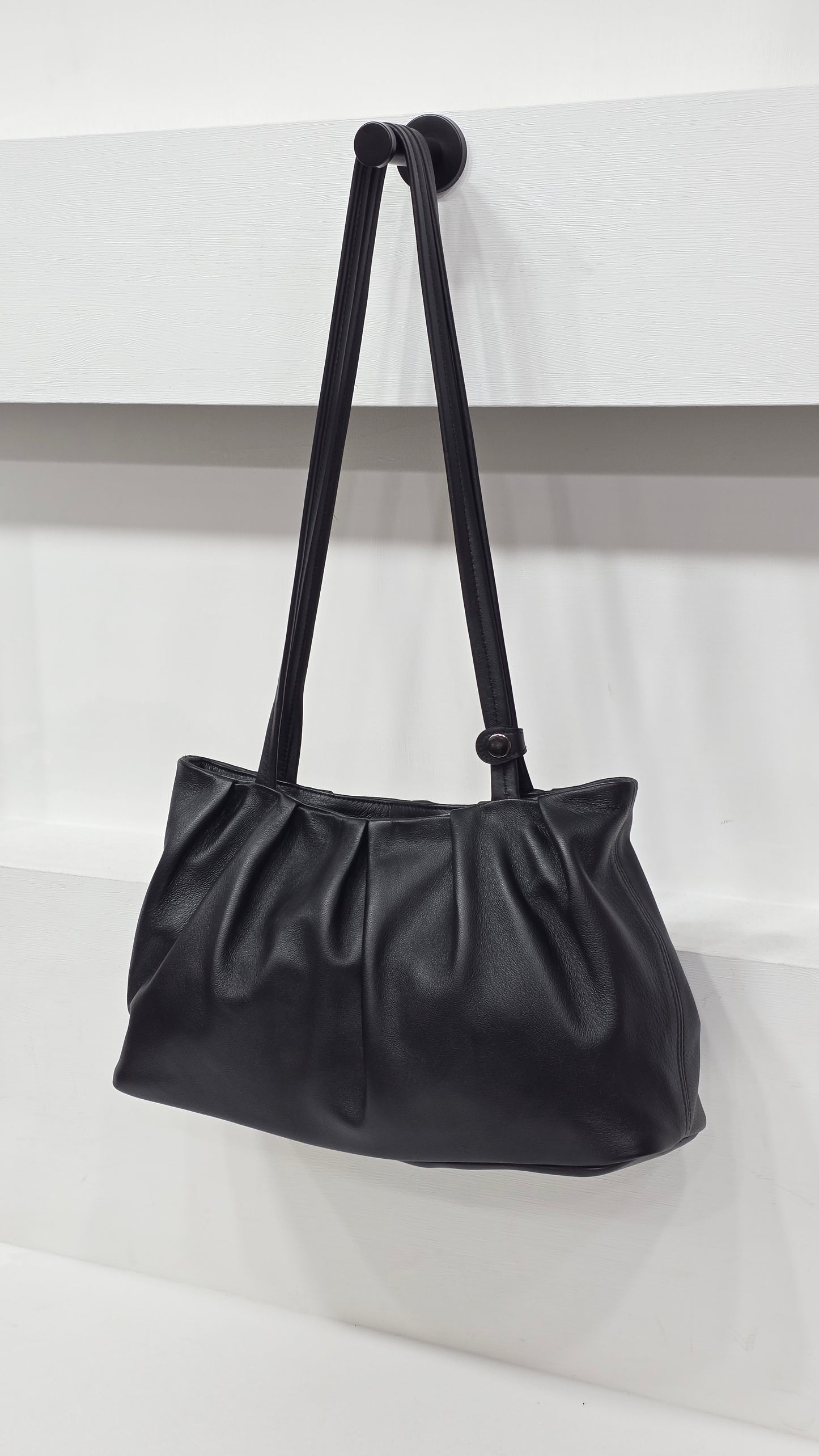Mandu Bag Black