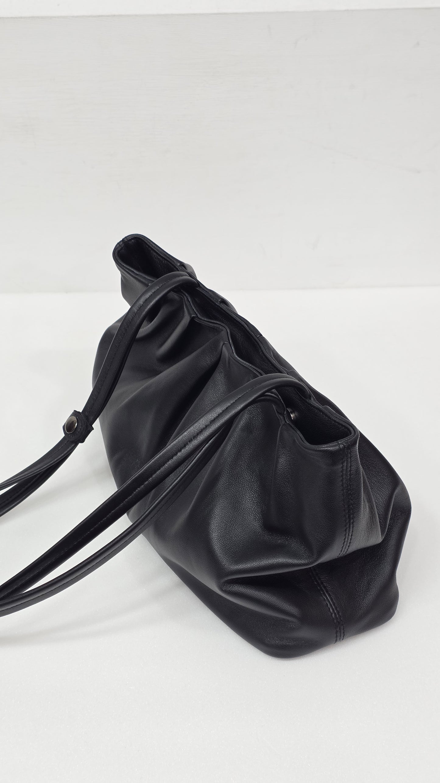 Mandu Bag Black