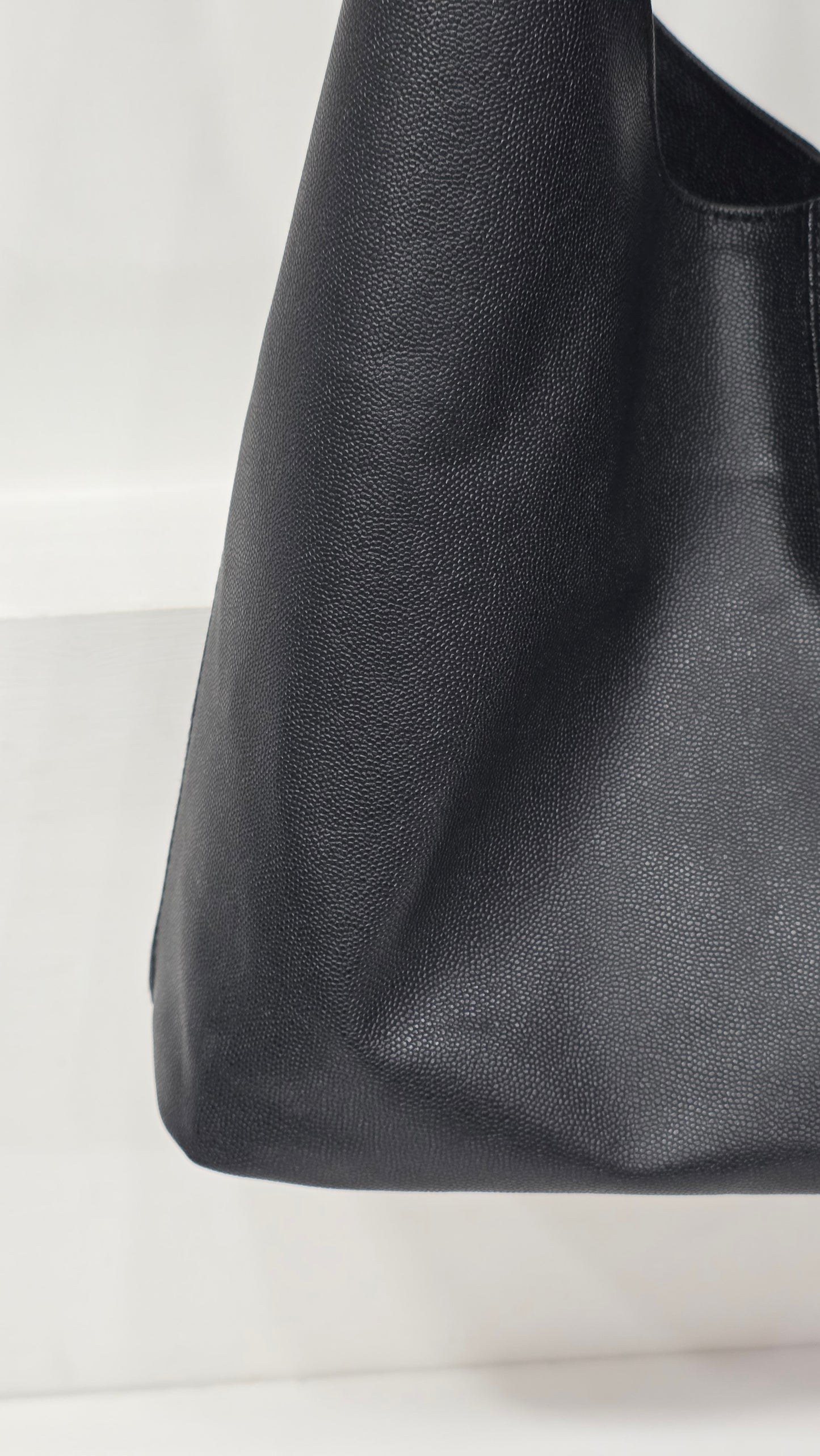 Caviar Black Mini
