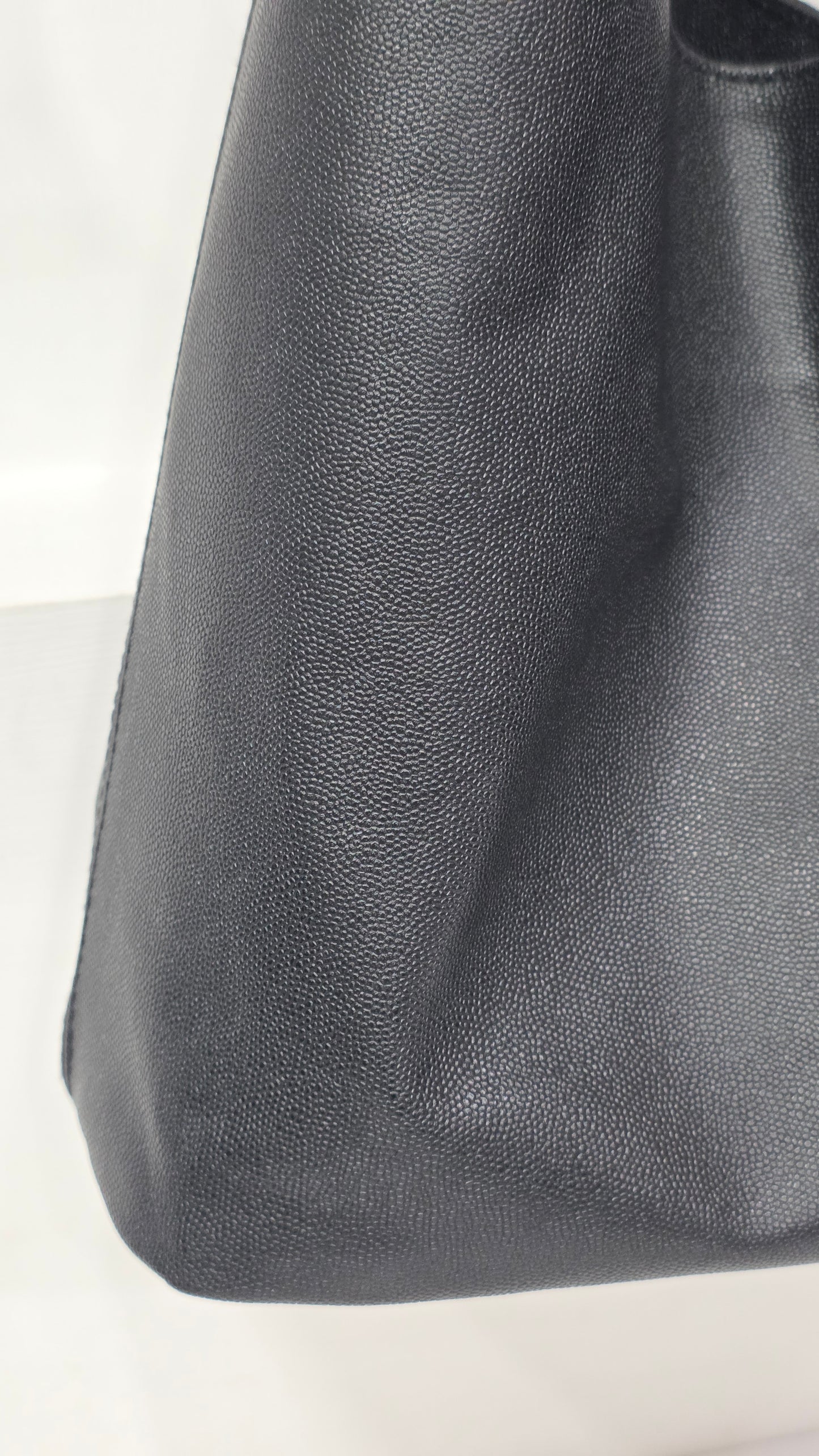 Caviar Black Mini