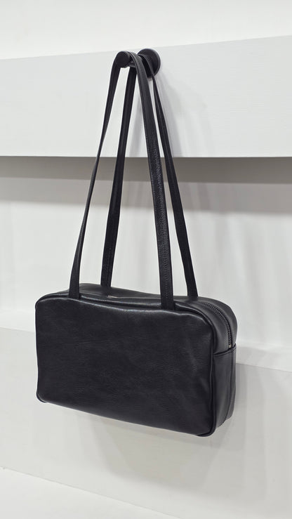 Flat Boston Mini Black