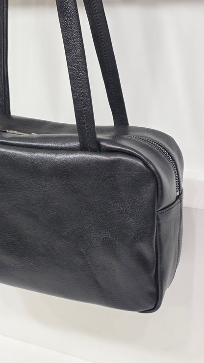 Flat Boston Mini Black