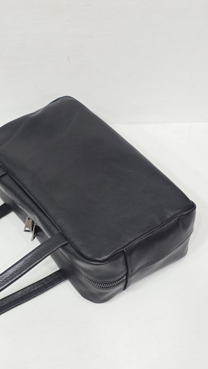 Flat Boston Mini Black