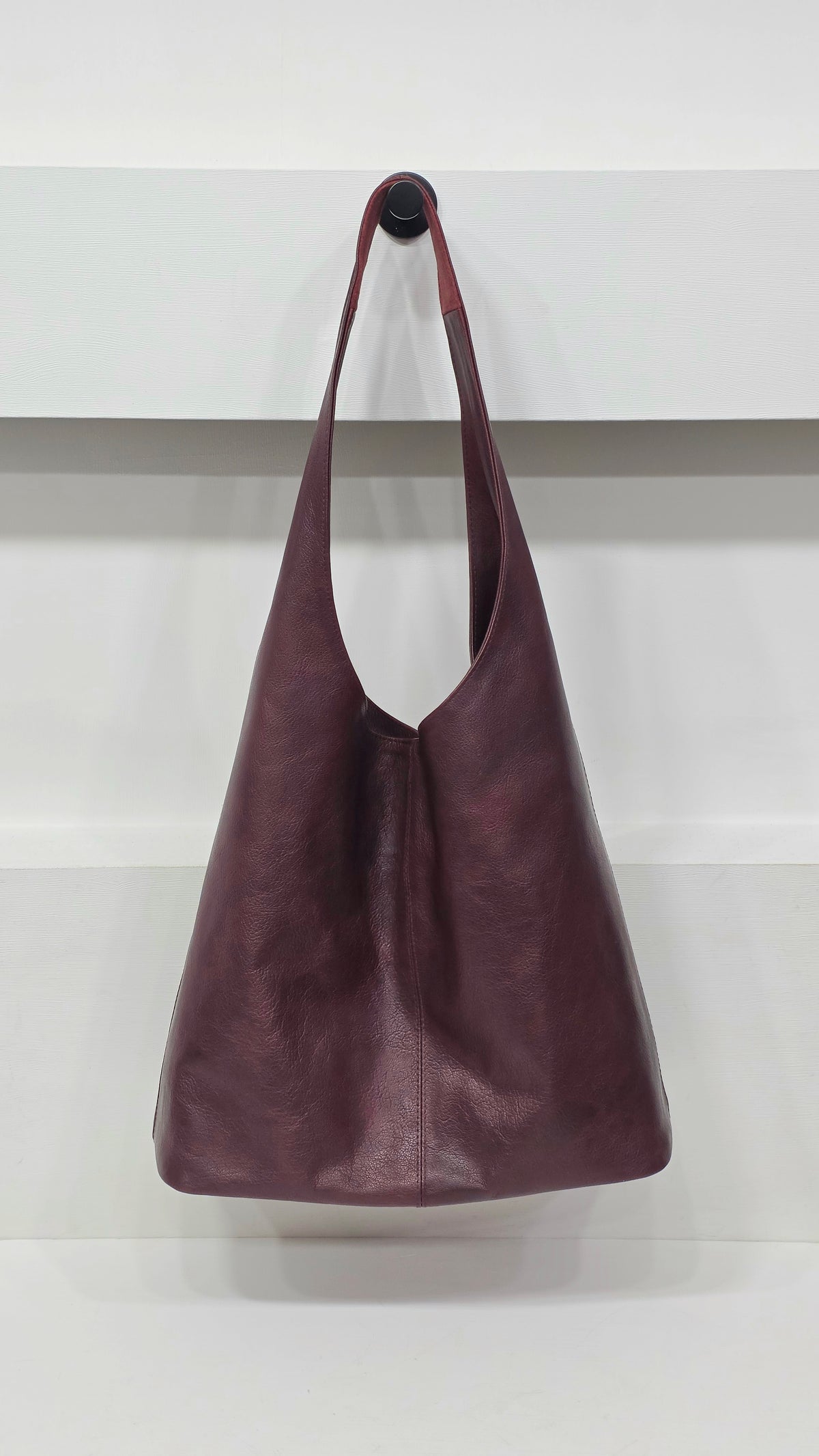 Two tone Burgundy Classic