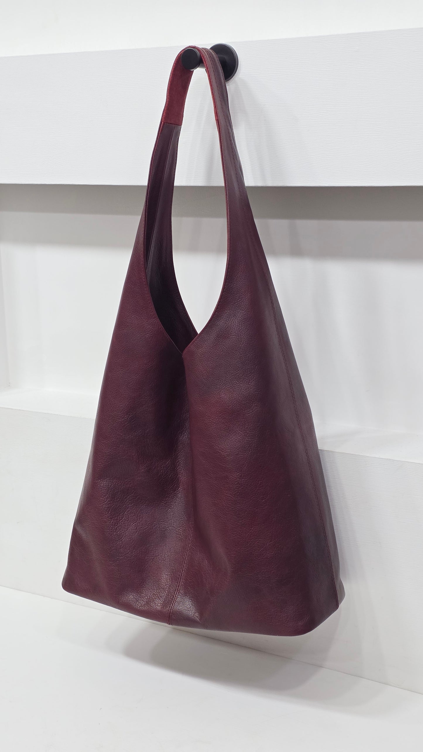 Two tone Burgundy Classic
