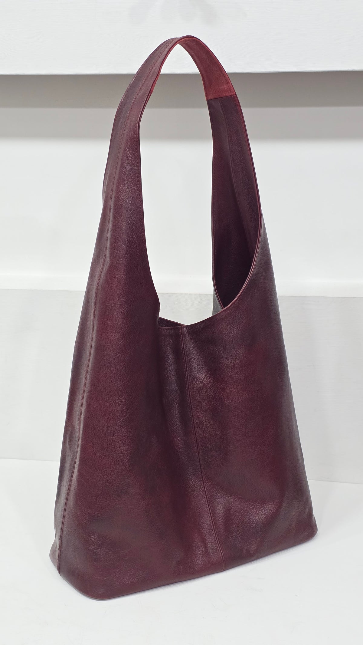 Two tone Burgundy Classic