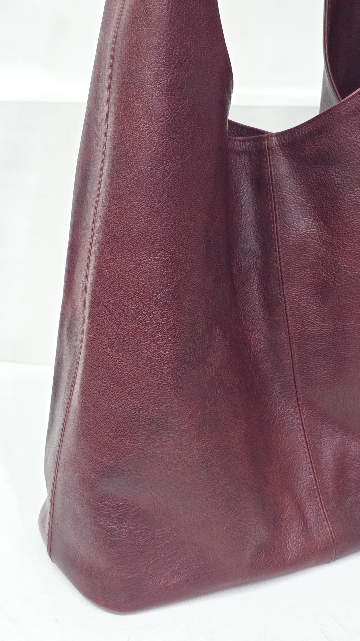 Two tone Burgundy Classic