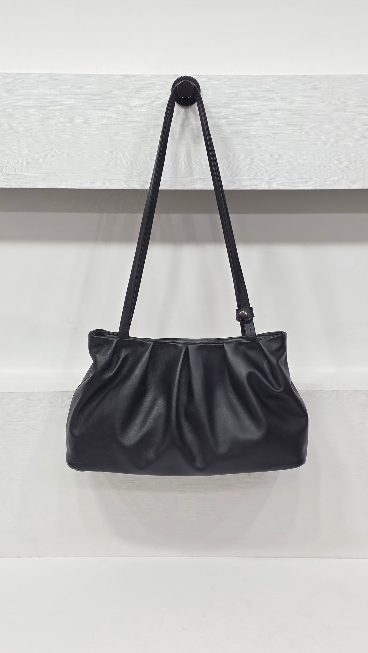Mandu Bag Black