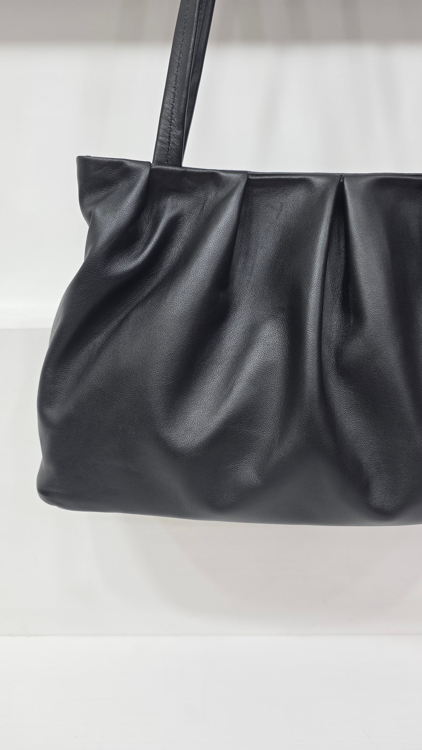Mandu Bag Black