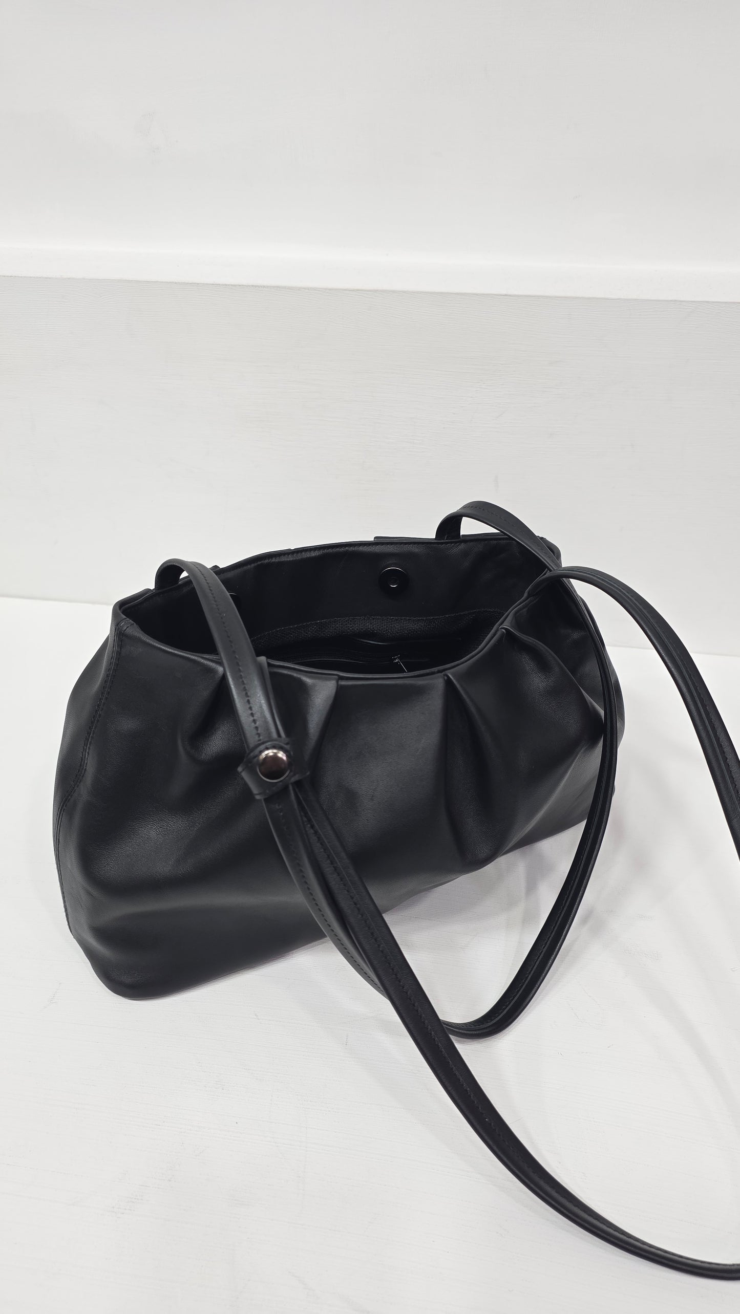 Mandu Bag Black