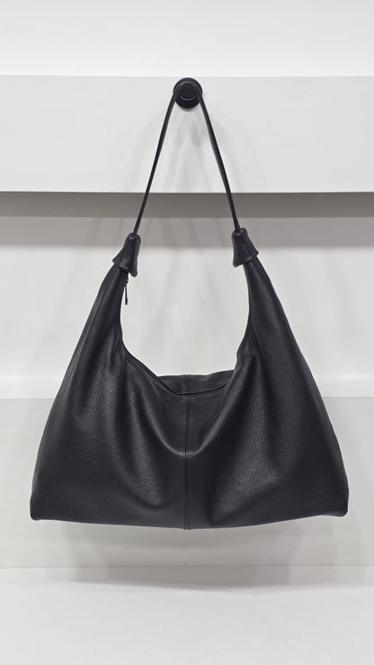 Arc Zip Black